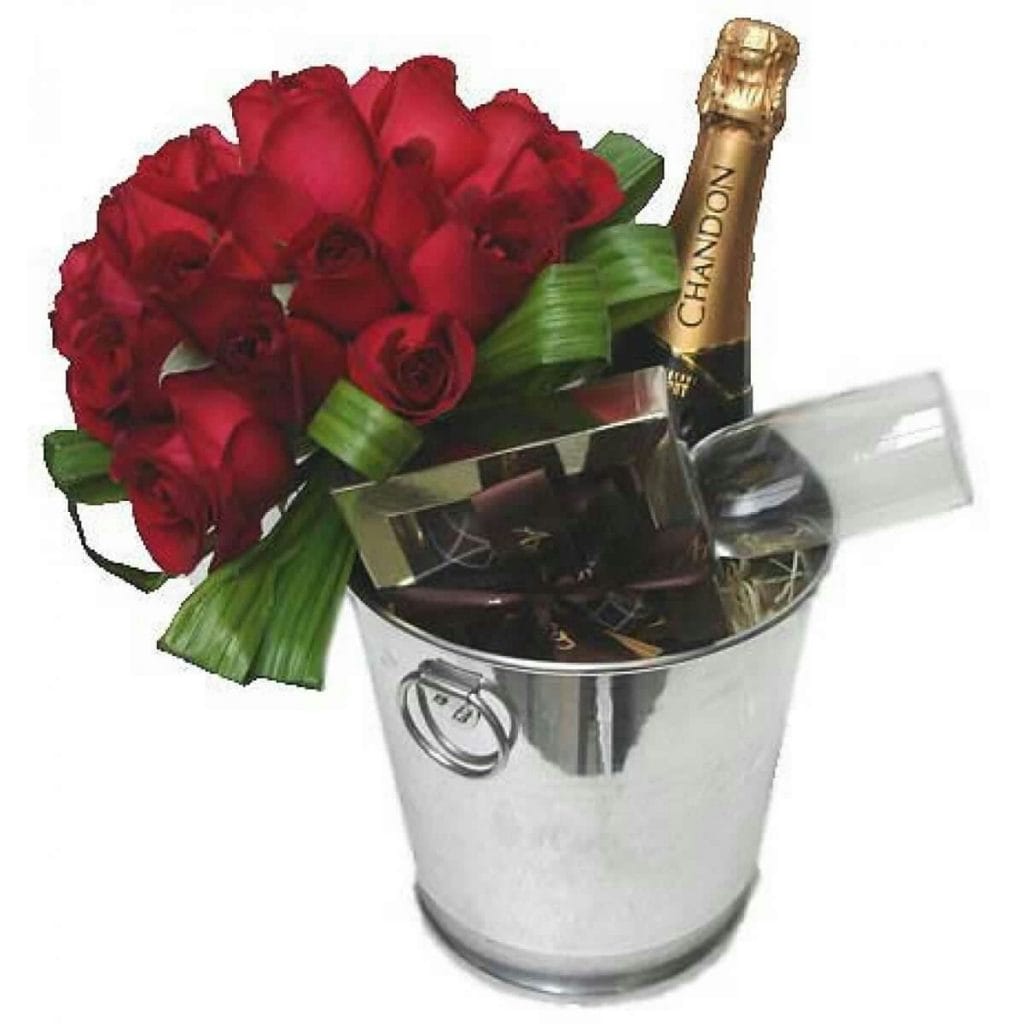 Ramo De Rosas Y Minirosas – Flores A Domicilio