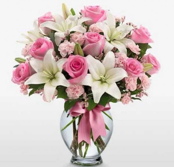 Florero Rosas, Lilium y Mini Rosas