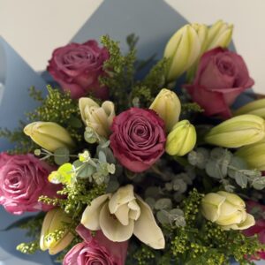 Ramo Rosas y Lilium
