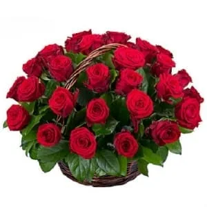 Canasta con 24 Rosas Rojas