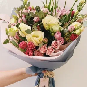 Ramo de Flores Refinado