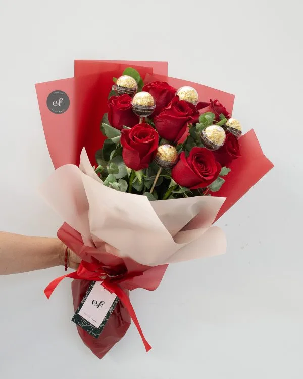 Bouquet de Rosas y bombones