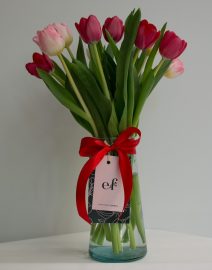 Tulipanes 10 florero