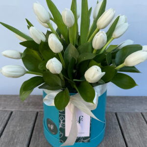 Arreglo floral tulipanes Blancos
