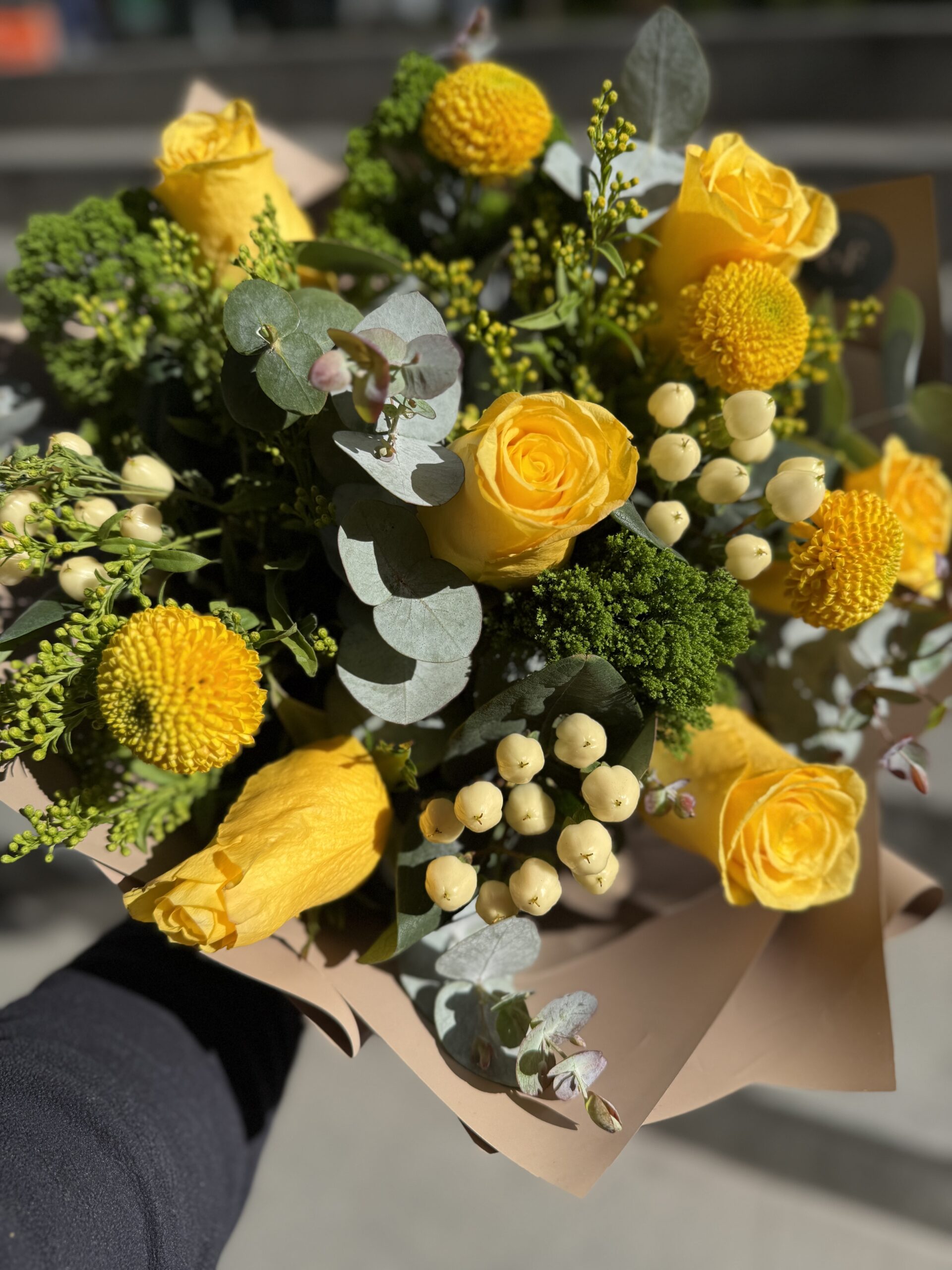 Ramo Radiante de Rosas Amarillas – Exóticas Flores®